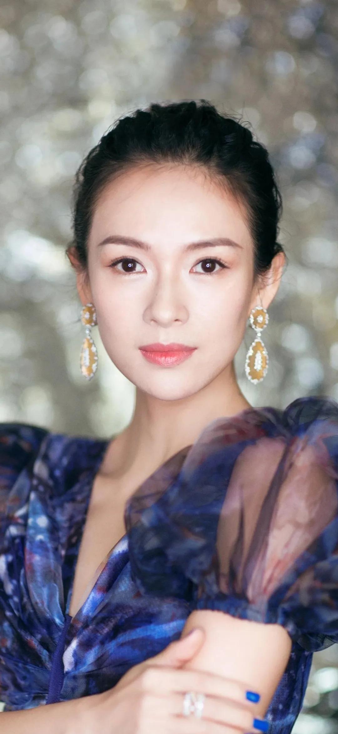女明星章子怡
