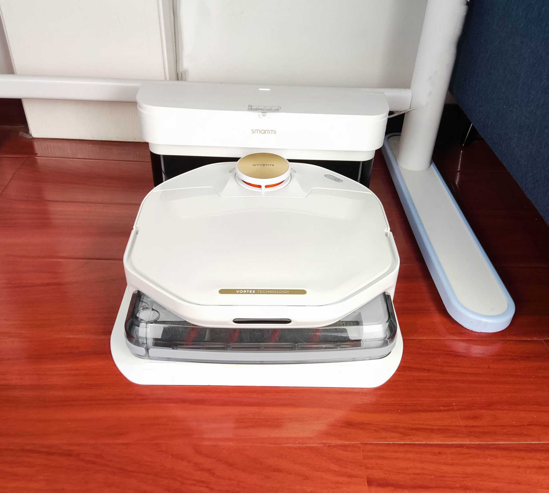 今年618剁入最值的国货电器——智米洗地机器人开拓者A1