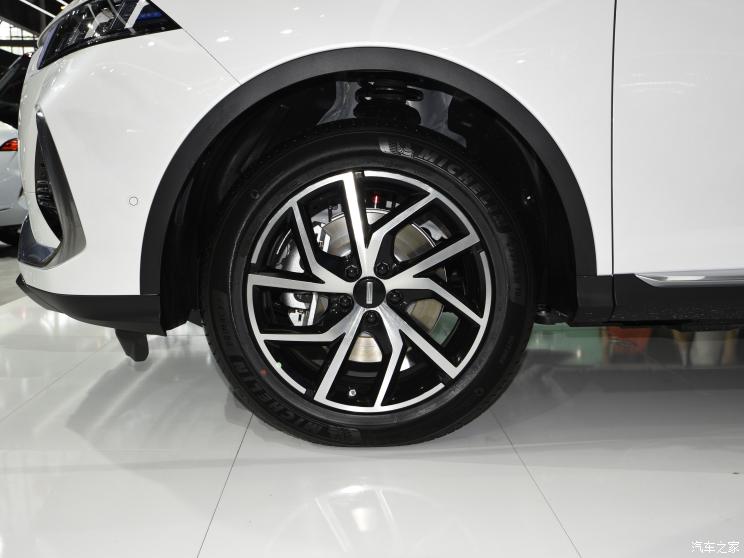 纯电续航也够长 图说魏牌拿铁DHT-PHEV