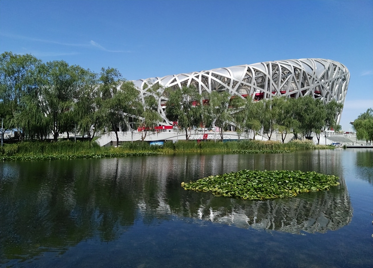 2022毕业生首选城市“前十强”，上海反超北京，杭州成为“新贵”