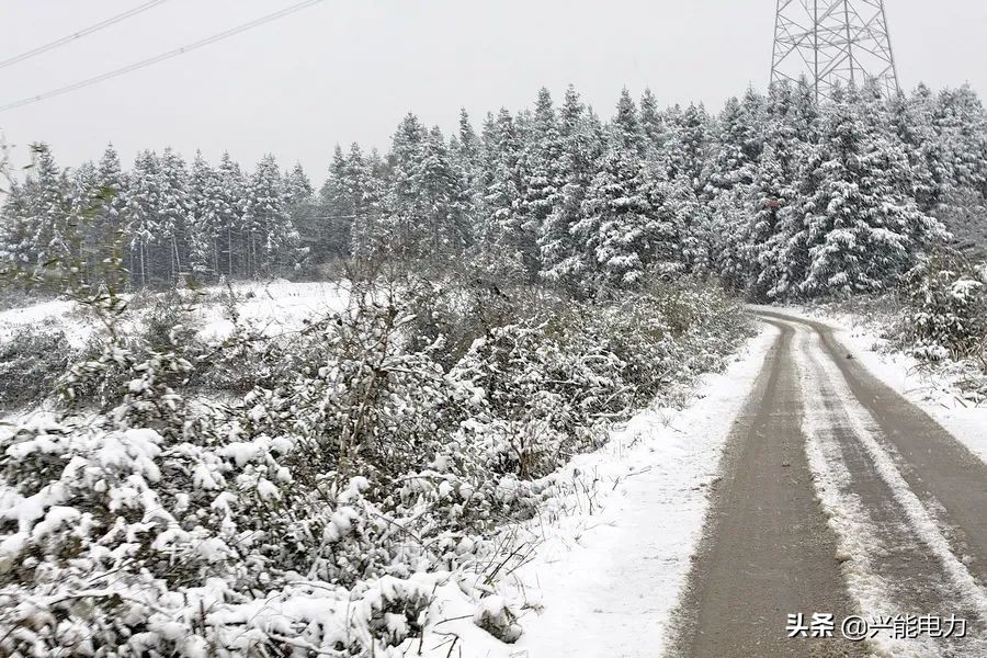 浴雪奋战 | 祁阳龚家坪光伏项目110kV送出线路送电成功