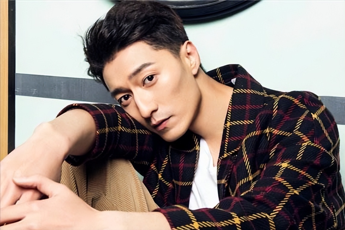 又一对官宣结婚，奉子成婚的爱情，没有一点绯闻和征兆