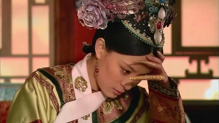 甄嬛传：太后早就发现双生子破绽，为什么不揭穿？真不愧是老狐狸