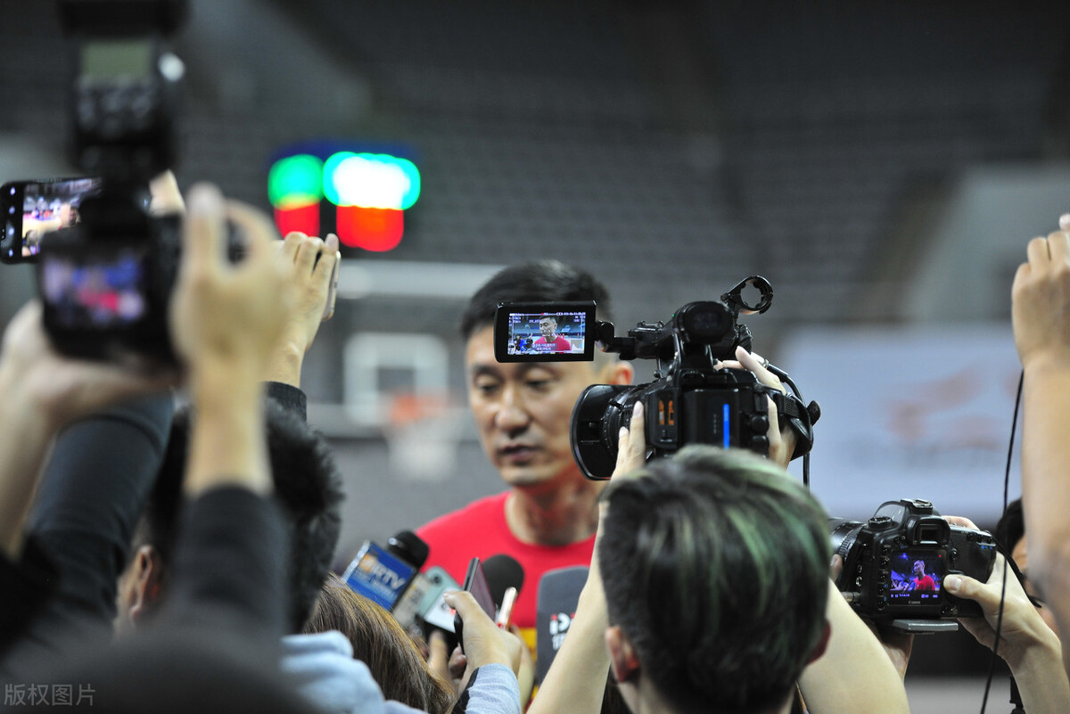 中国男篮再次出征，迎接世预赛的考验
