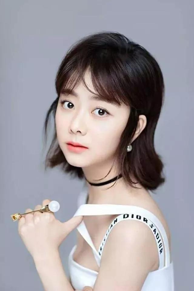 甜美可爱的谭松韵