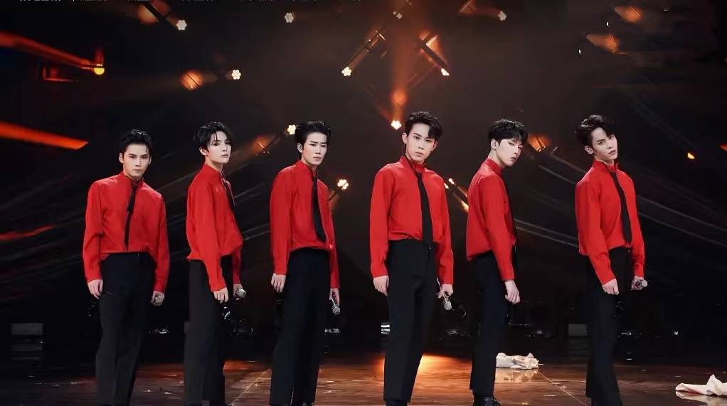 被“抛弃”的练习生：下了节目被赶出宿舍，穷到只剩五毛钱