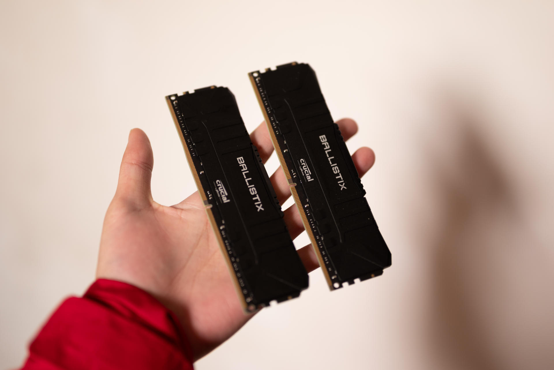 5000元不到的12600KF主机，显卡纯纯的亮个机？