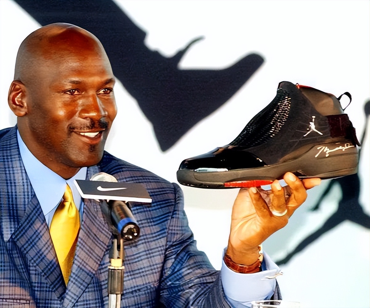 NBA永远不会破产的八位球星，篮球收入对他们来说微不足道