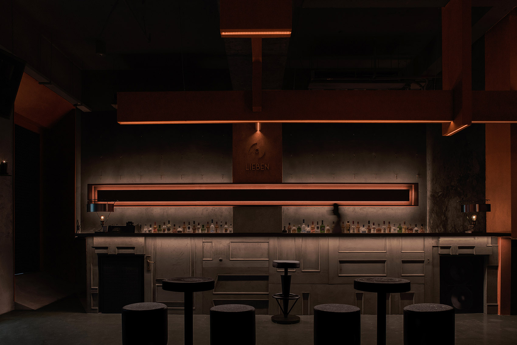 酒吧夜店2022精酿啤酒吧音乐餐吧酒屋室内设计