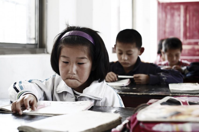 学生作文《老太去世》走红，全班学生痛哭不止，老师：哄都哄不住