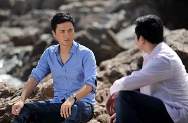 《丑女无敌》14年，男主改名难改运，女主无戏拍，男配成一线