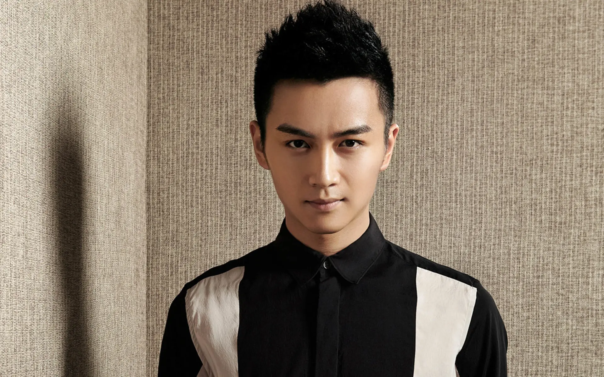 公子哥陈晓：那个娶了白月光的“顾千帆”，为何眼里失去了光？