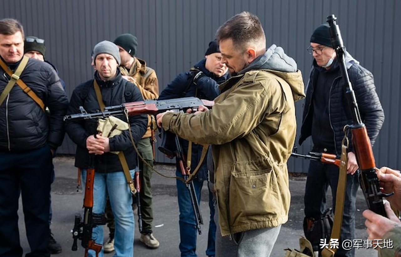 �����վ���סĪ˹�ƣ�����¾�û��ס���֣������������ʱ����