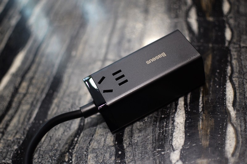 拯救桌面凌乱 倍思65W氮化镓桌面快充插线板