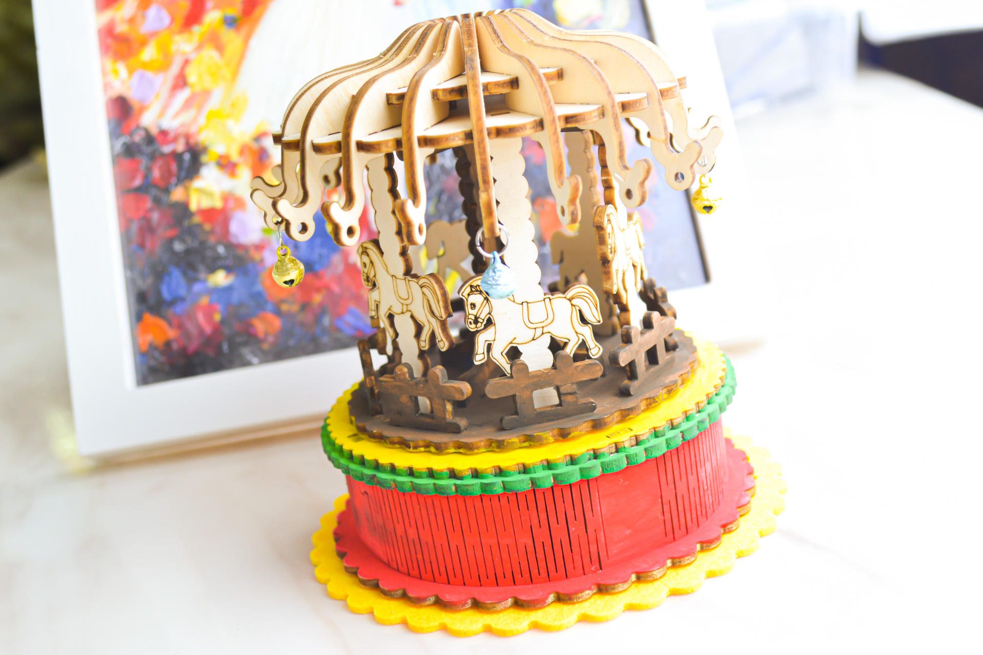 乐趣无穷 亲子互动和萌宝一起 玩玩当当狸旋转木马八音盒