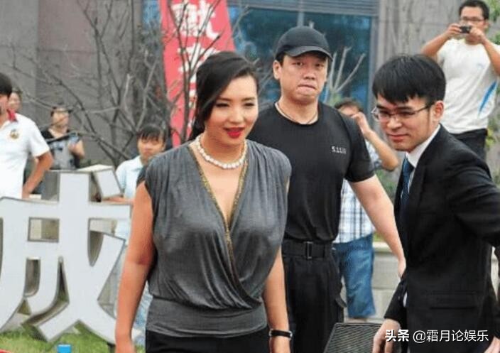 《粉红女郎》播出19年:万人迷发福,哈妹皈依佛门,男人婆找到老公