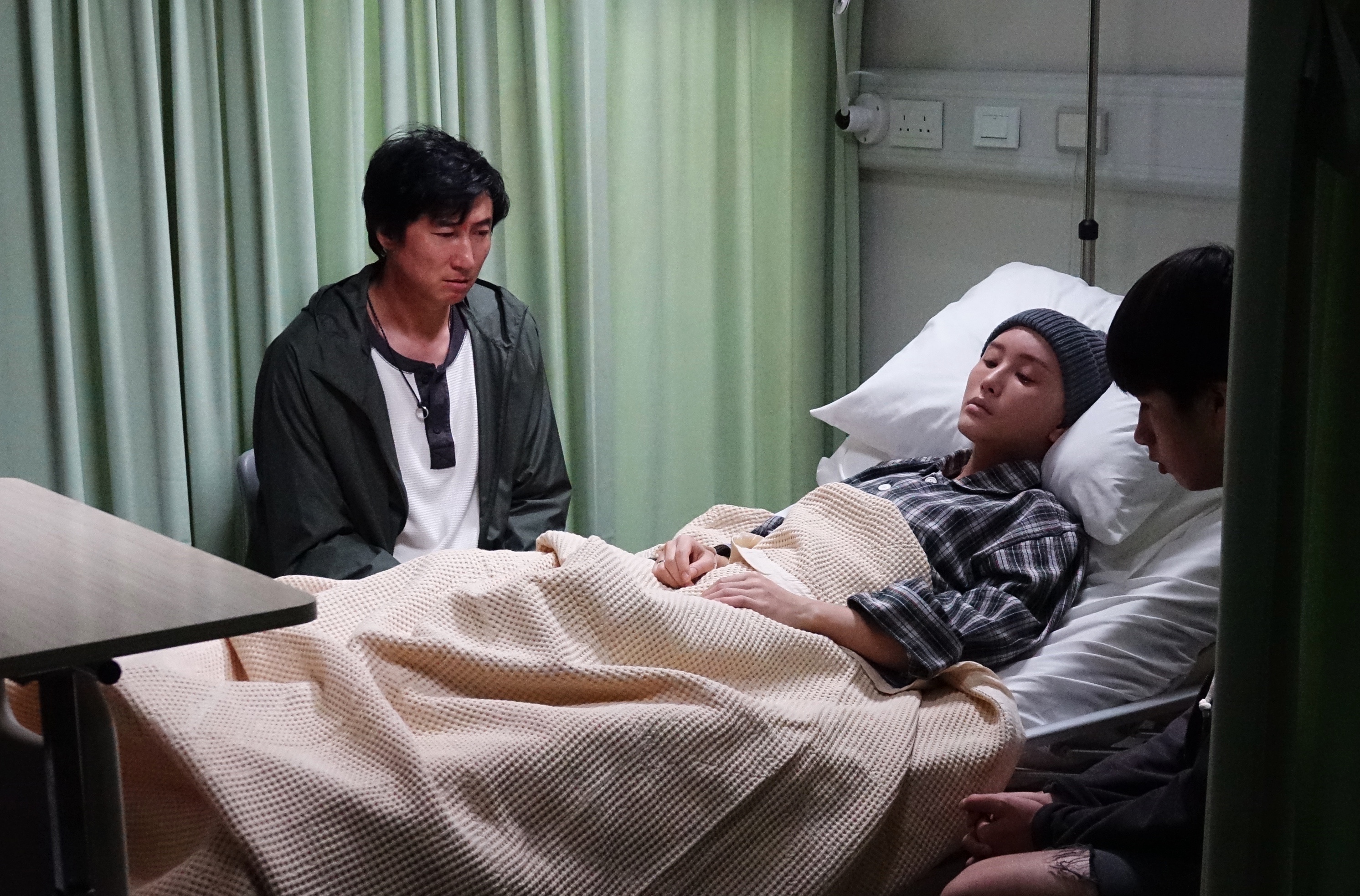 被消失的凶案｜洪天明留港拍戏获家人探班 陈静最难忘这场戏