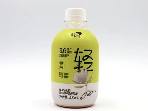 8款减糖即饮奶茶对比，这两款原料品质高，口感更好