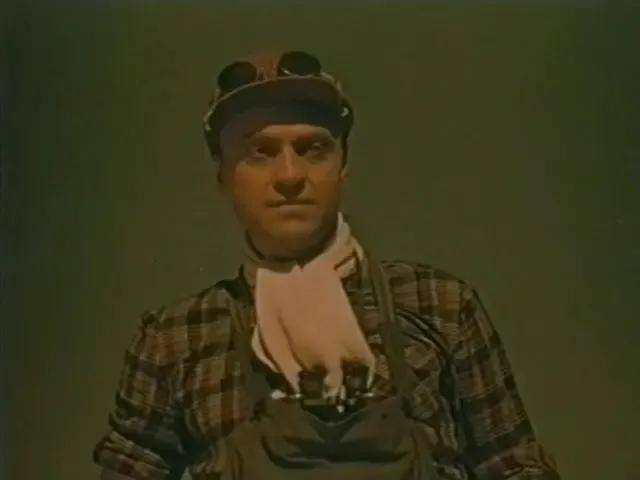 世界电影（0132）苏联电影《水银湖上的魔影》（1956）剧照欣赏