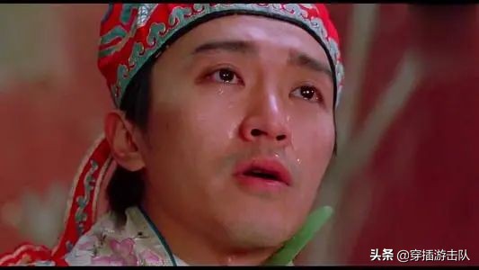 慕容雪村笔下时代的眼泪：那些刺痛人心的经典句子，道尽人间荒诞与孤独