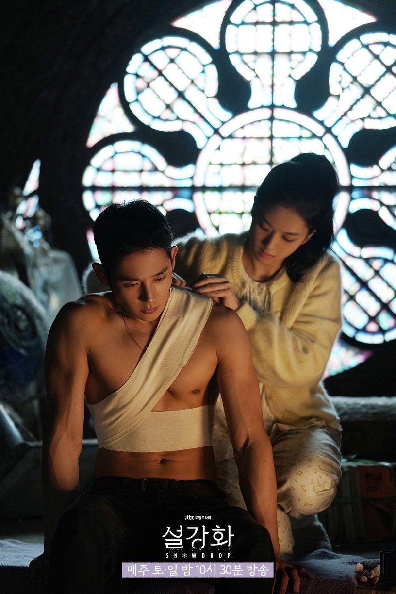 6位「第一部电视剧就演主角」的韩星