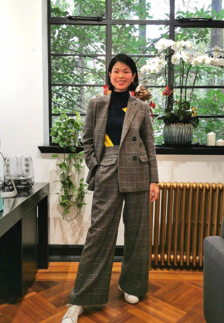 超模吕燕:因外貌备受争议,嫁给法国贵族老公被宠成公主