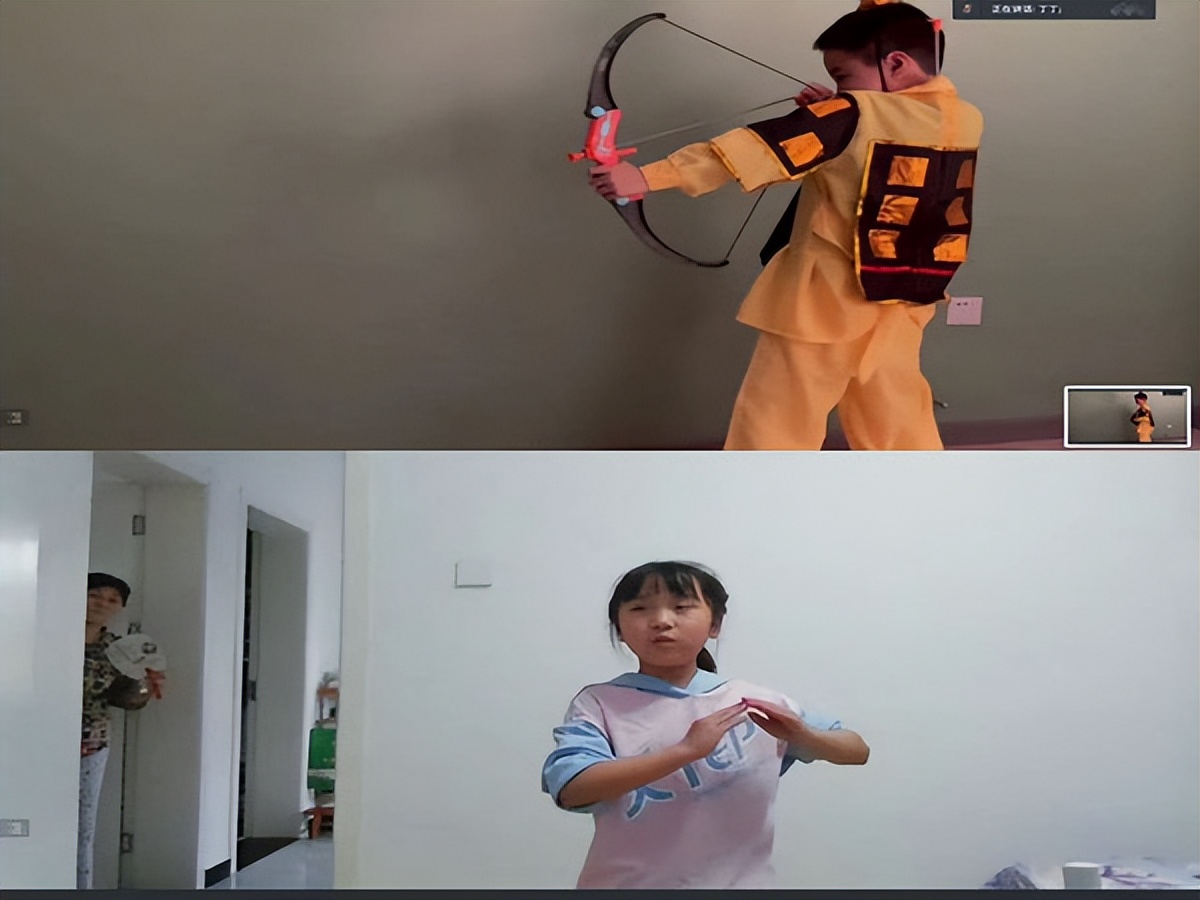 ϷлСӻУһ2Ķ