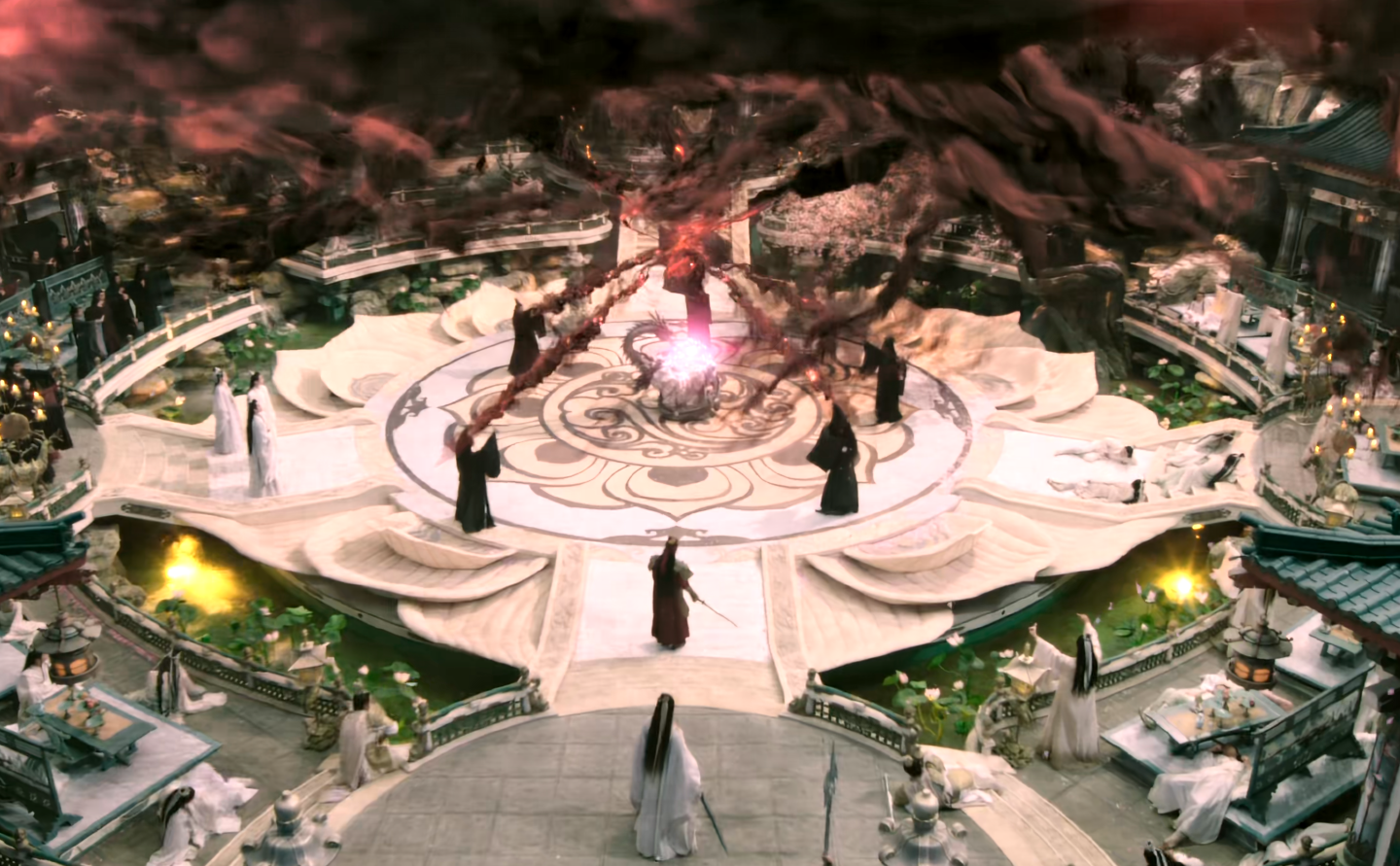 杨紫新剧仅开播2天，评论区出现异常，网友：这种情况不止一次