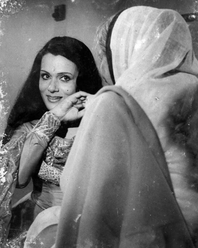 印度女演员普里亚，令人难忘的美丽，令人叹息的结局