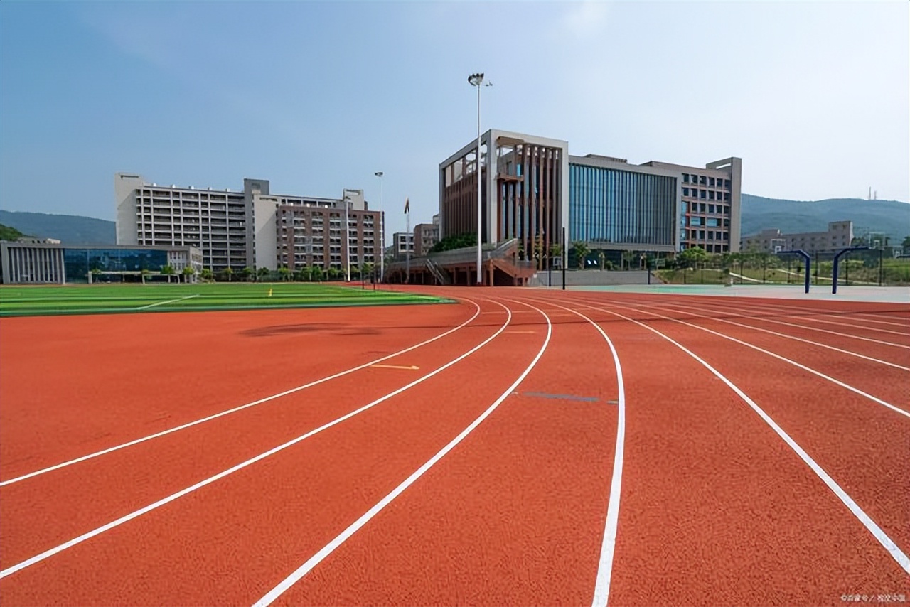 湖北四所大学毕业证一文不值，已被官媒点名曝光，家长报考需谨慎