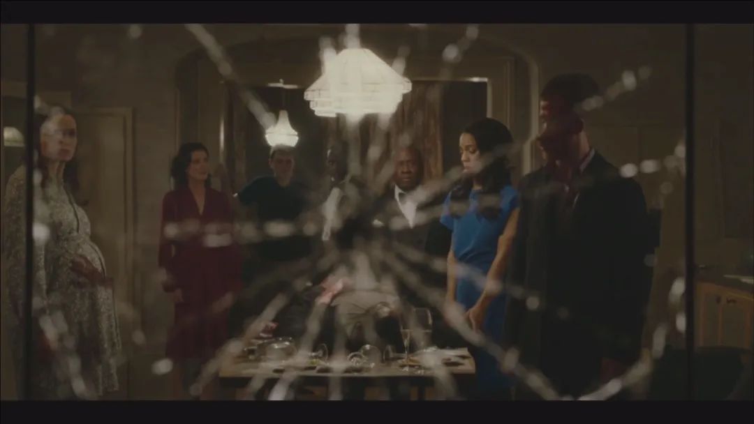 都市街头版“权力的游戏”，却很少有人提及，它值得登上更多榜单