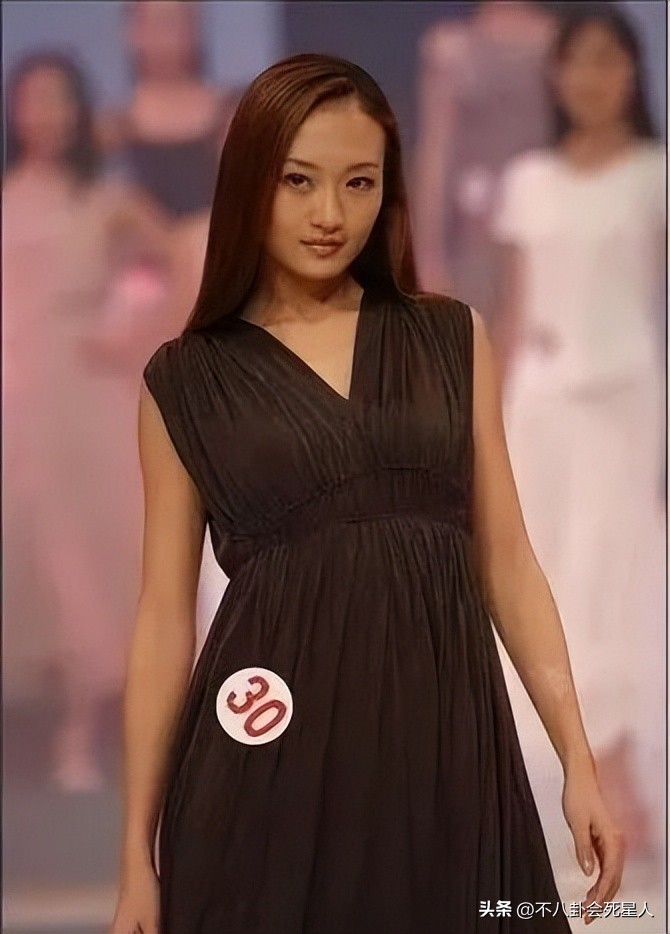 明星的早期照片，谢霆锋土，杨颖非主流，都是“黑历史”