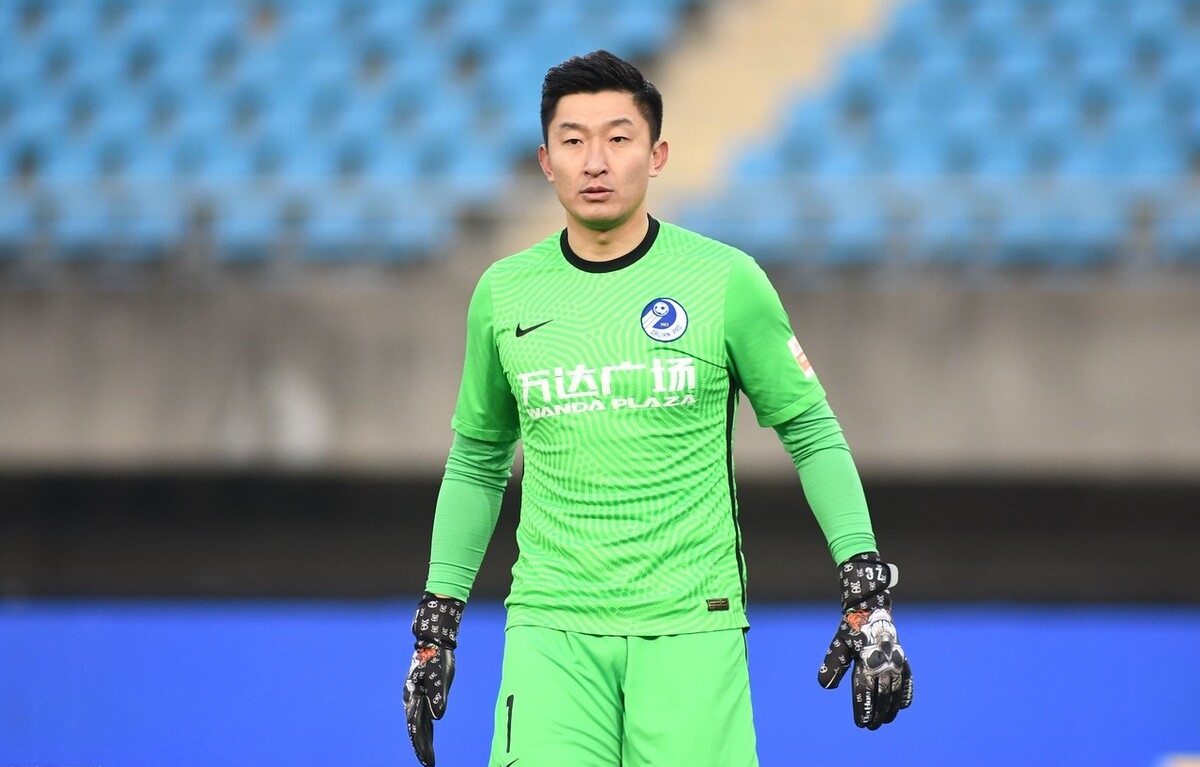张翀本轮状态低迷,大连队或因此加速门将引援,国安门神成热门