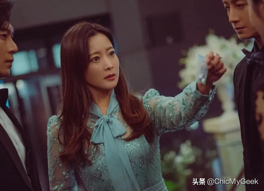 七月5部必追新韩剧!李钟硕退伍首作,金喜善再婚上流