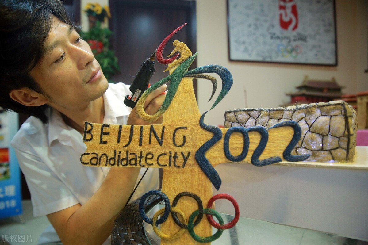 冬奥会奖牌榜前十的国家，美国305枚奖牌排名第二