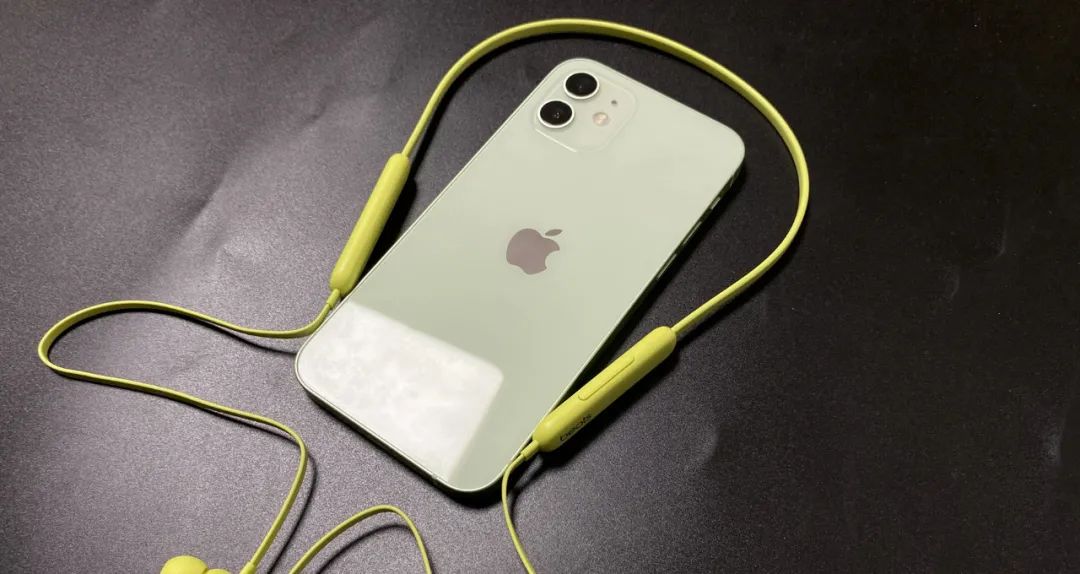 在2022年，iPhone11和iPhone12還值得購買嗎？看看這個全面分析吧