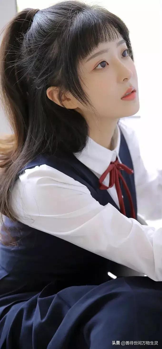 如花似玉的王嘉丽