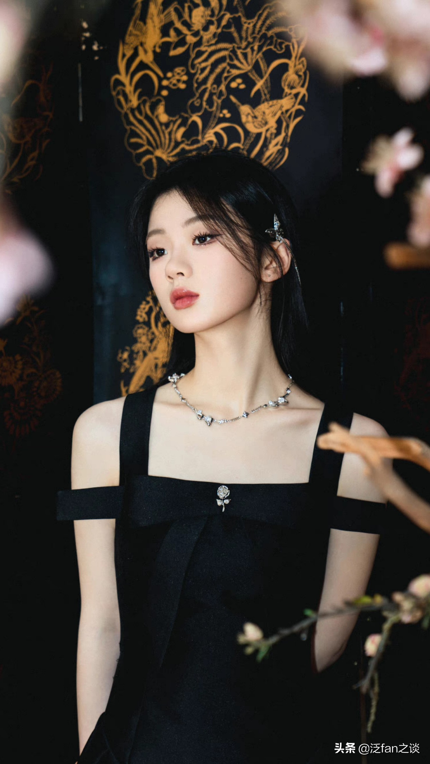 同为《好声音》冠军，邢晗铭和单依纯差距太大，是李荣浩高估了吗