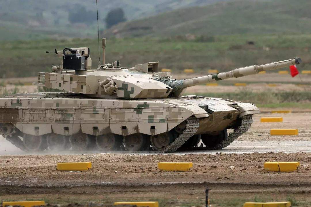 ʱ��6�������ö���96B̹�˼�������������99A������װ���ͺϳ���