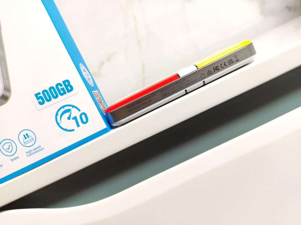 “快”永无止境、“颜”汹涌澎湃：蒙太奇MTQ-10G移动固态硬盘