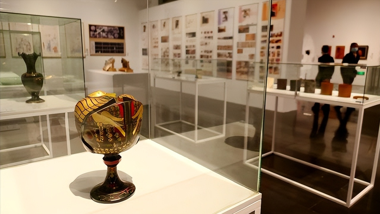 大学设计专业（设计类专业就业前景怎么样）