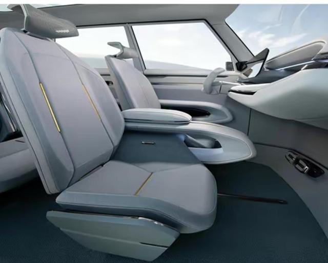 起亚版“唐EV”来袭，新能源又一搅局者，轴距3.1米，30万取代BYD