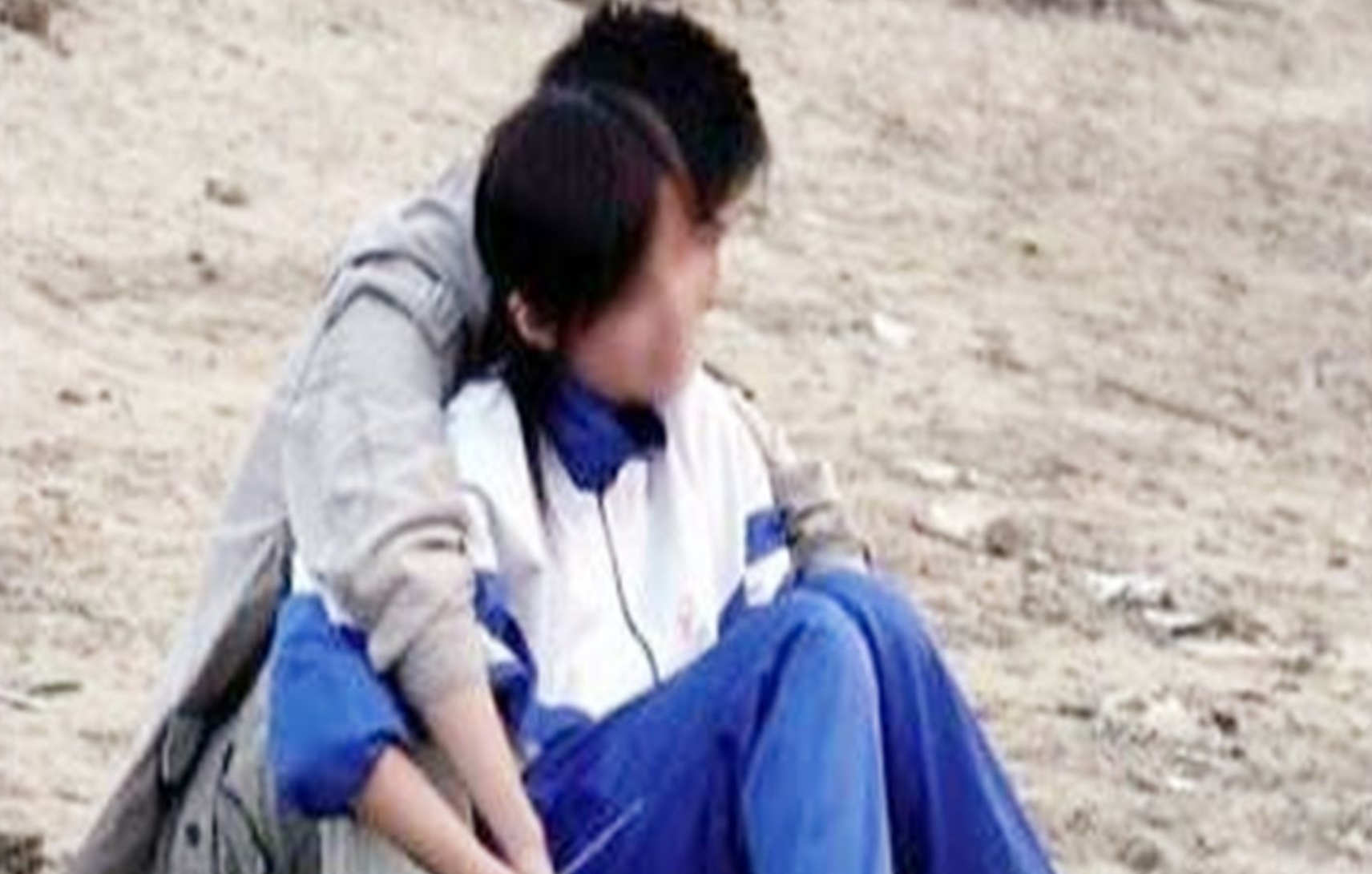 如何看待哈尔滨一职业技术学院女生厕所产子？