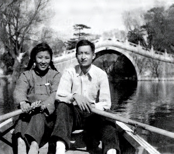 1950年，儿子差两分无缘清华,母亲坚持复查考卷,卷上11字看呆母亲