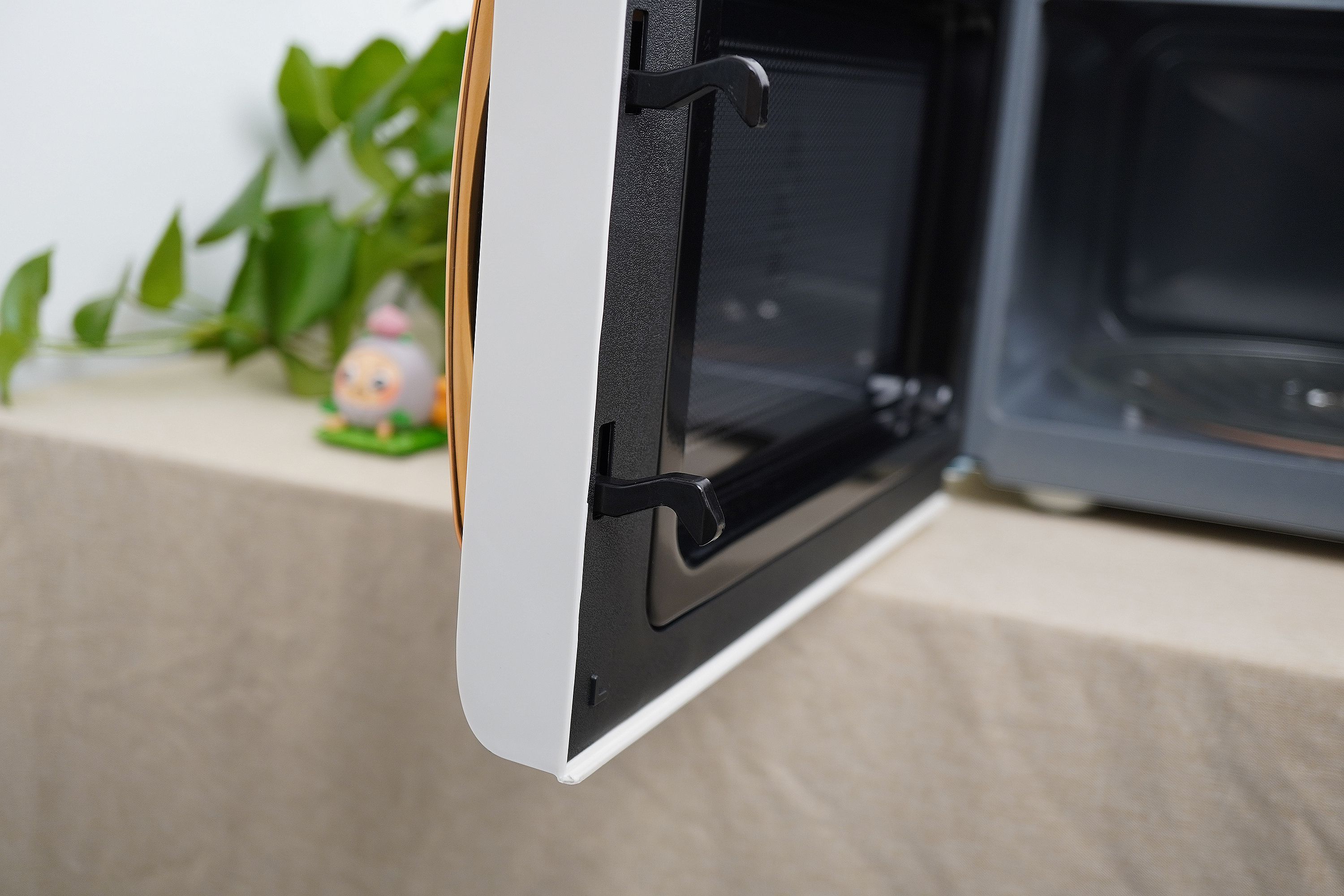 除了用来热菜热饭，现在的微波炉还能做这么多你知道吗？