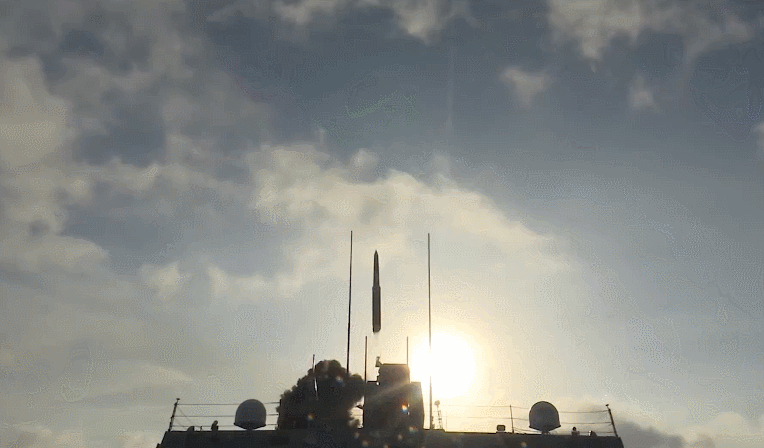 ǧ����ʼ���������ط������������ع⣬055�����ʶ�������ǿ��