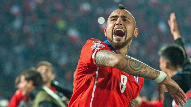 腾飞的安第斯雄鹰：智利足球历史最佳阵容，“双萨”和桑切斯领衔