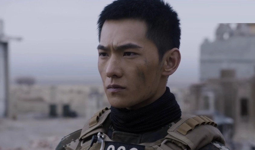 不够硬气别演“特种兵”！这12位男星告诉你，啥叫铮铮铁骨