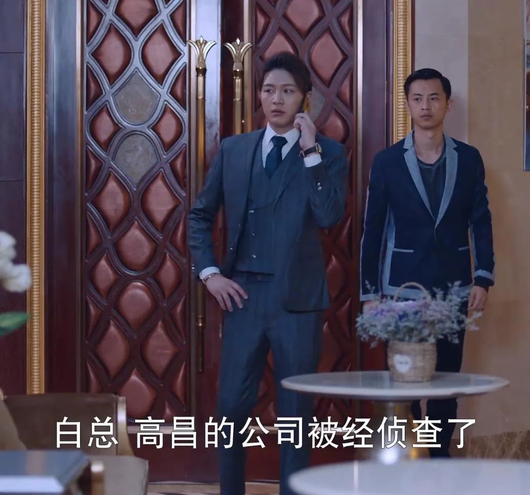 郭京飞救不了《杠杆》：男二疯狂抢戏还演技浮夸，演警察竟染头发
