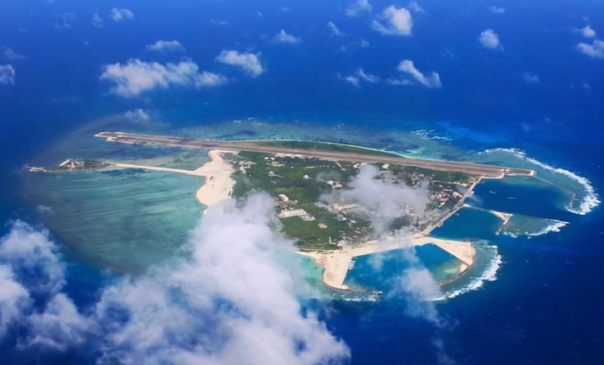 黄岩岛:是南海东部的定海神针,资源丰富,可迁10万人